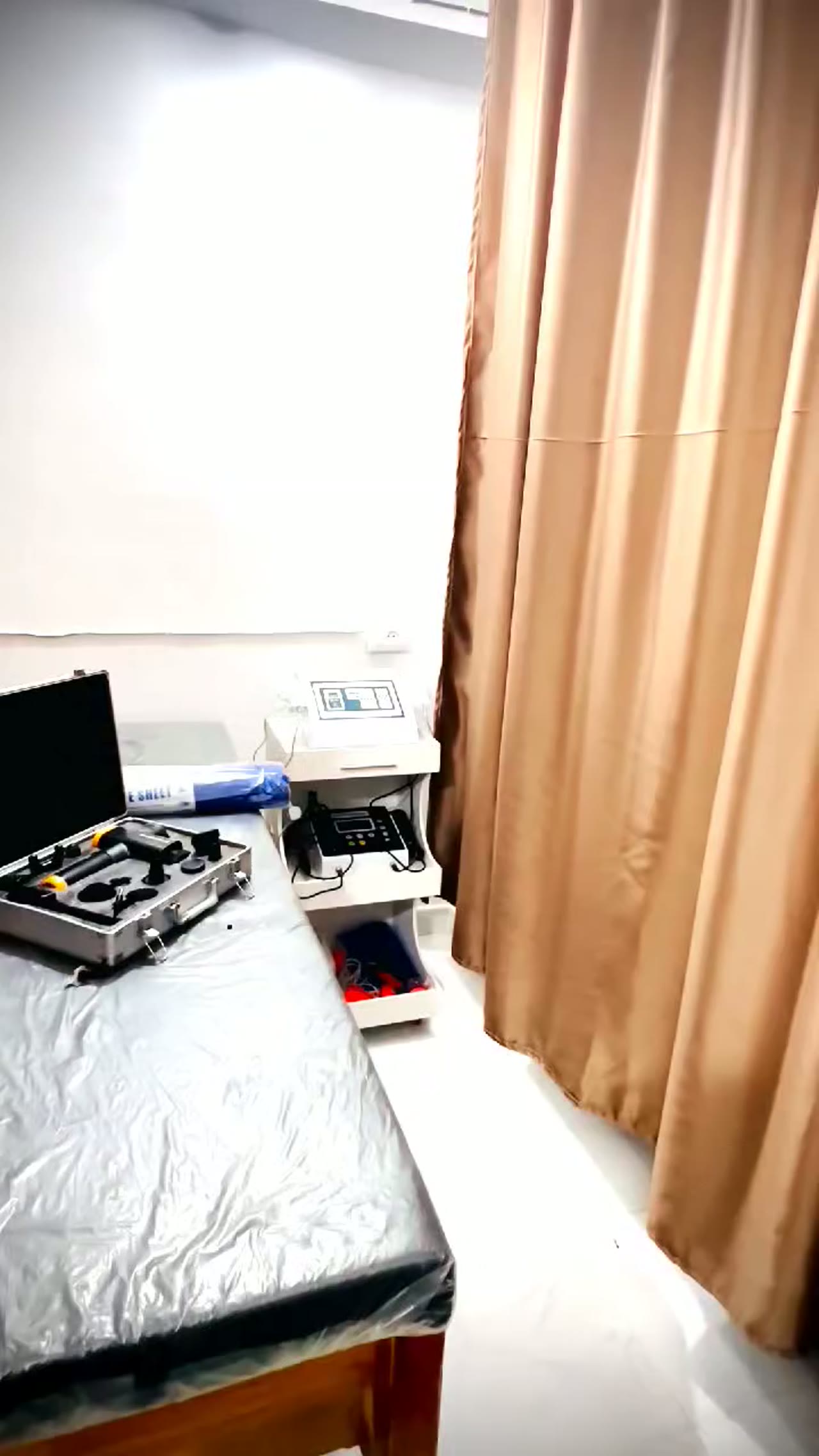أجهزة العلاج الطبيعي